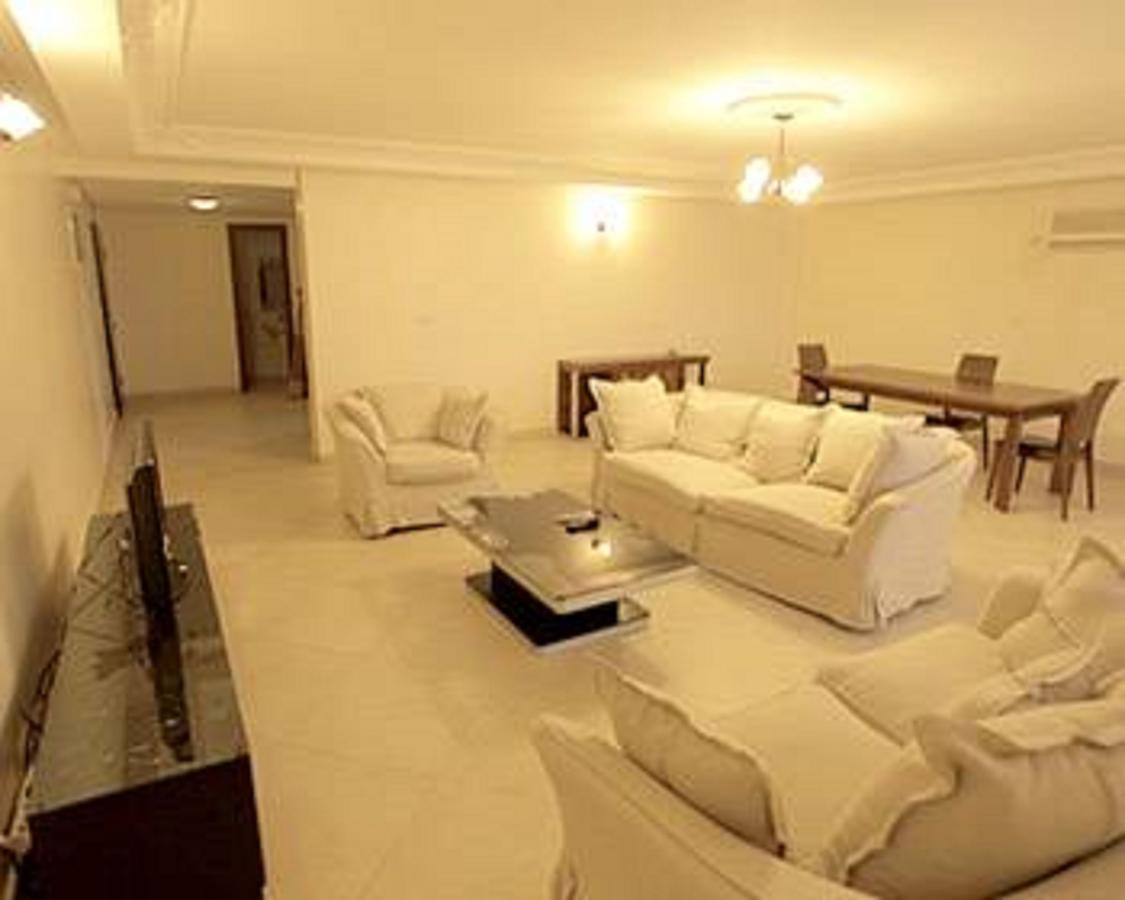 Manhantan Living Bonaberi Exterior photo